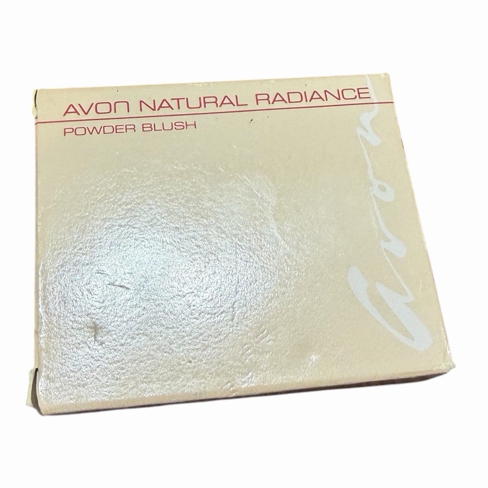 New NOS Avon Natural Radiance Powder Blush .23 Oz Coral Fantasy